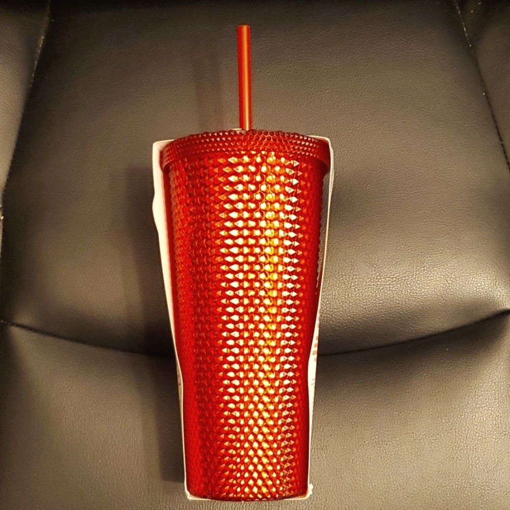 24oz Studded Tumbler